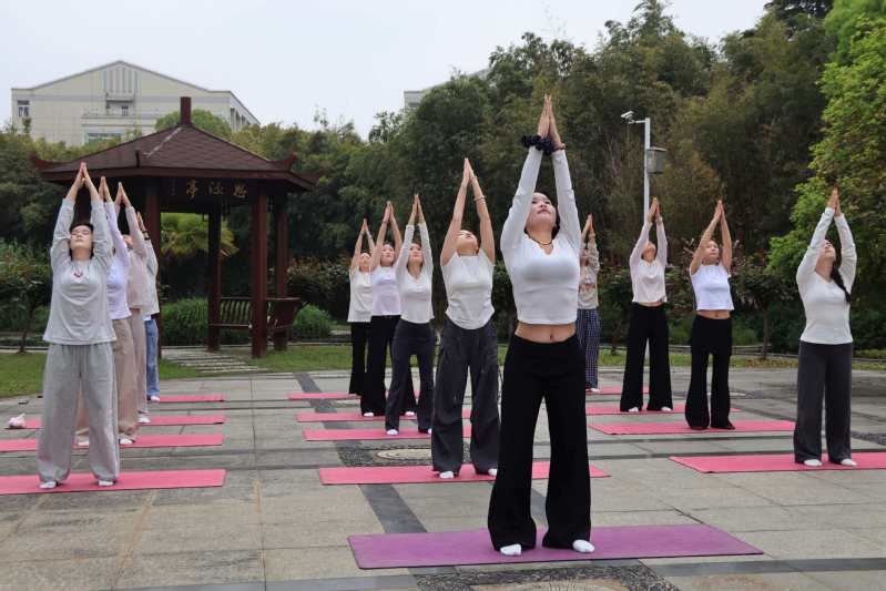 【乐己·常工业】 “瑜”悦身心...